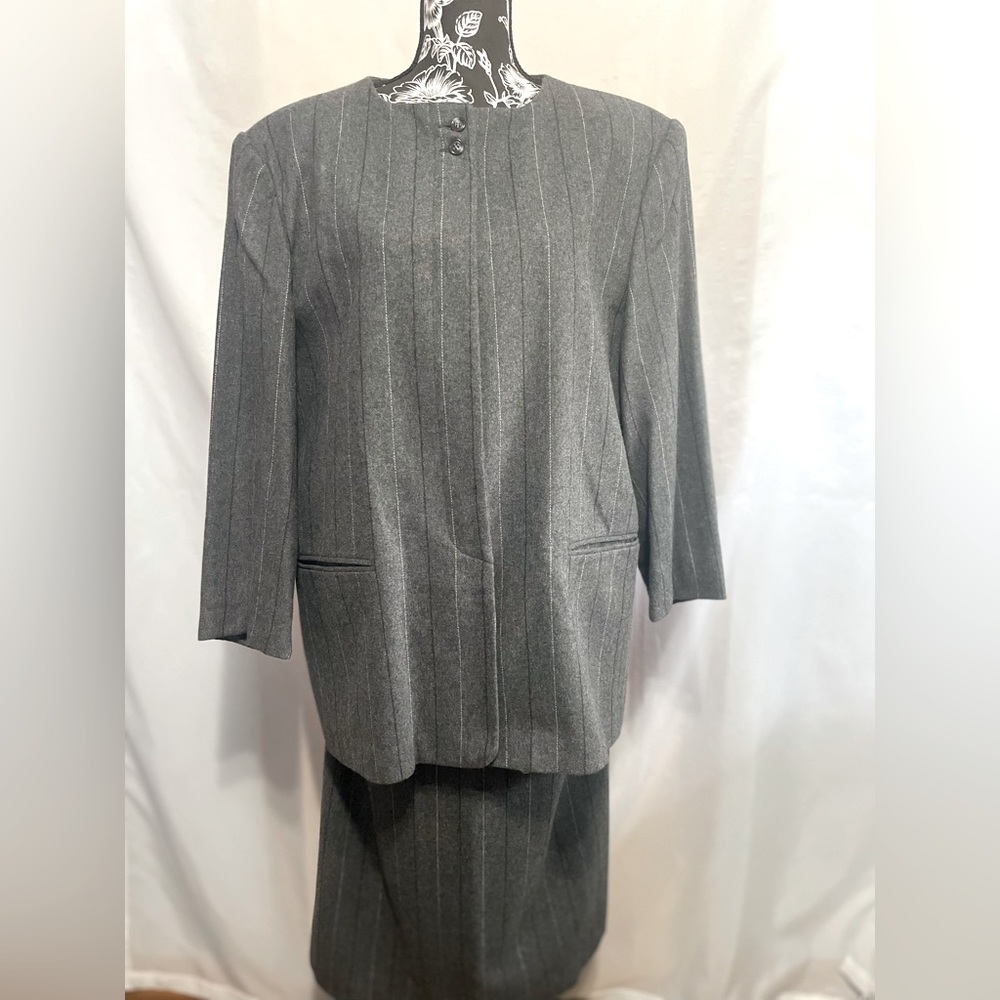 EUC Skirt Suit